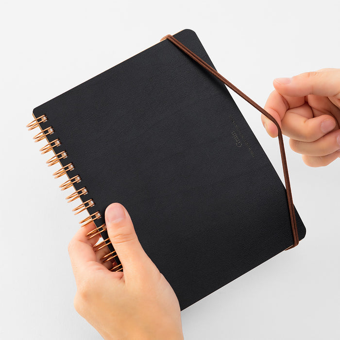 BLACK WM RING NOTEBOOK GRAIN B6 — by Midori