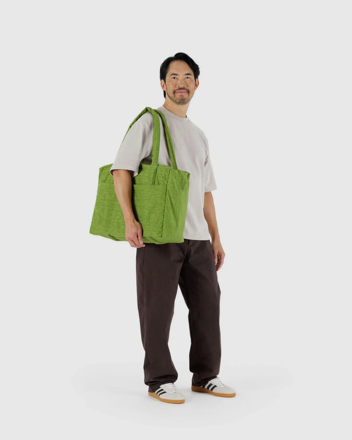 CLOUD BAG CARRY-ON (GREEN JUICE) — by Baggu