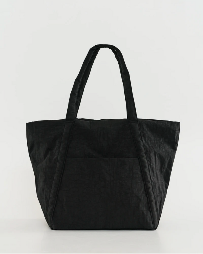 CLOUD BAG MEDIUM BLACK — by Baggu