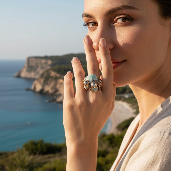 Crab jewel ring in hand-enamelled 24 kt gold plated brass with Swarovski crystals, Made in Italy