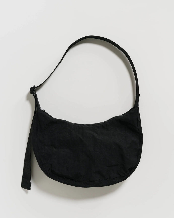 CRESCENT BAG, Black (different sizes) — by Baggu