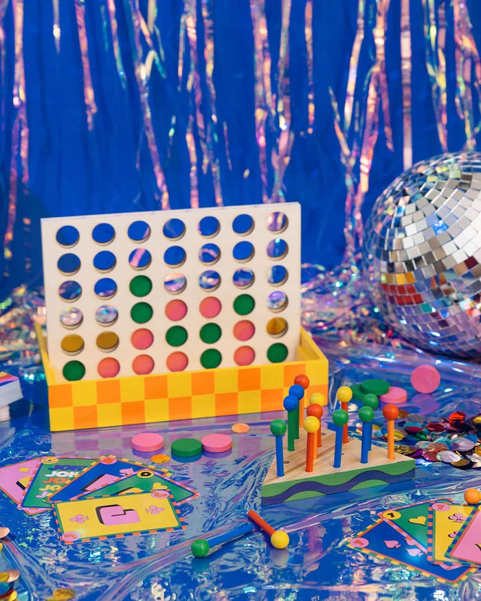 GAME NIGHT! 4-IN-A-ROW GAME — by Ban.do