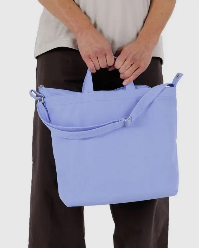 HORIZONTAL ZIP DUCK BAG FRENCH BLUE — by Baggu
