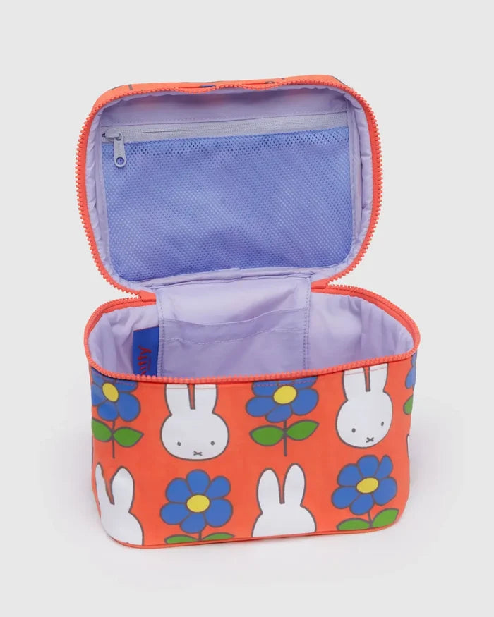 LARGE COSMETIC CASE “Miffy“ — by Baggu