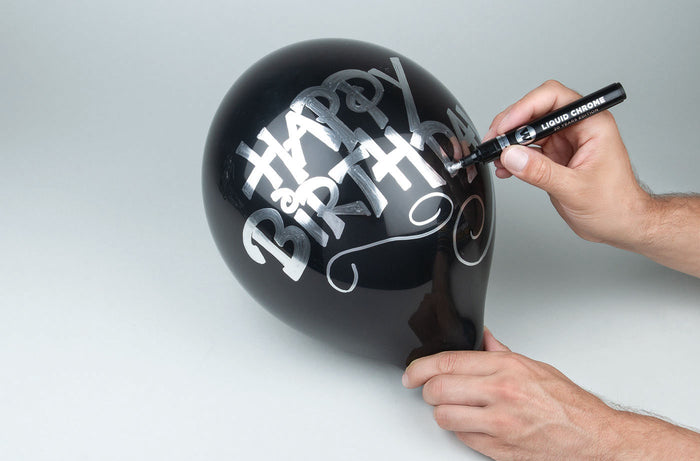 LIQUIDCHROME MARKER (Different sizes) — by Molotow