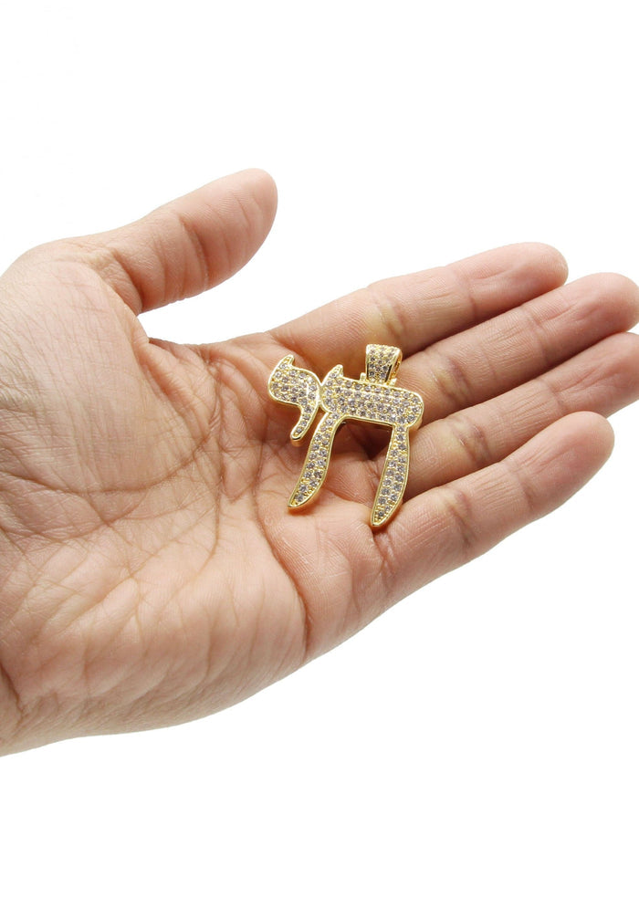 Mens Gold Plated Chai Pendant | 11.4 Grams