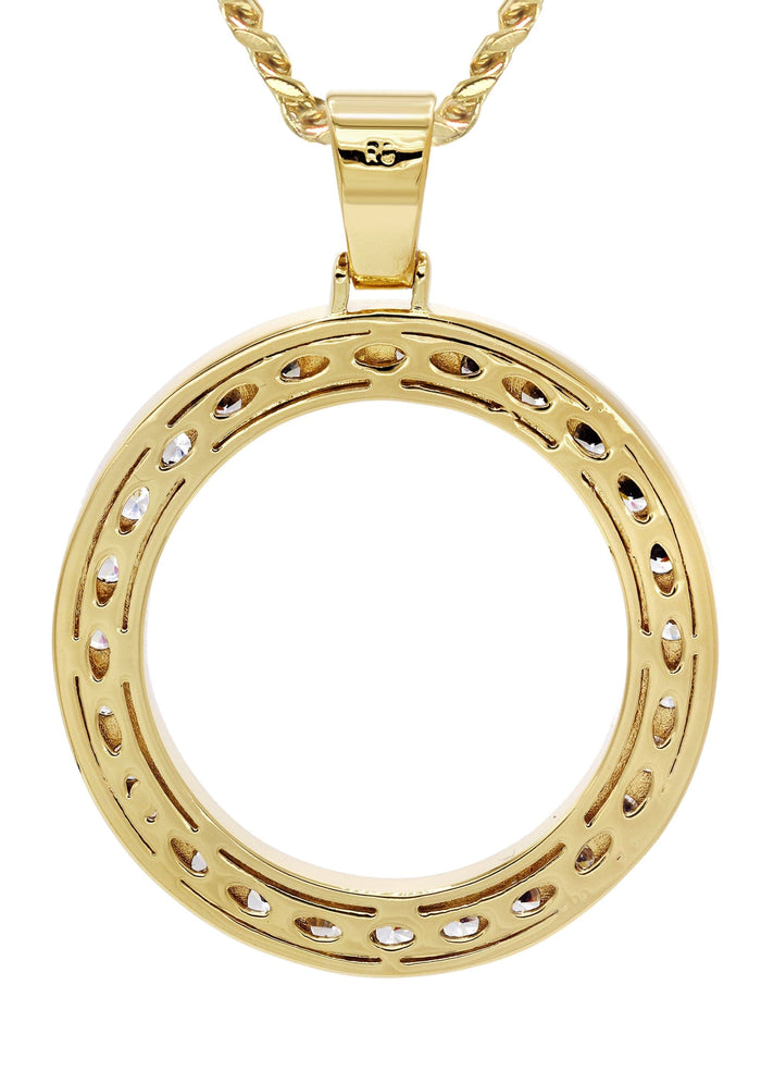 Mens Gold Plated Cuban Link Chain & Circle Pendant | Appx. 25 Grams