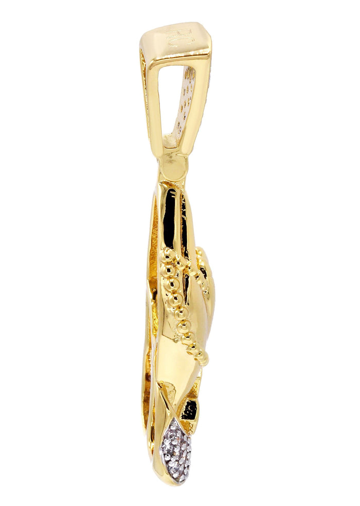 Mens Gold Plated Praying Hands Pendant | 4 Grams