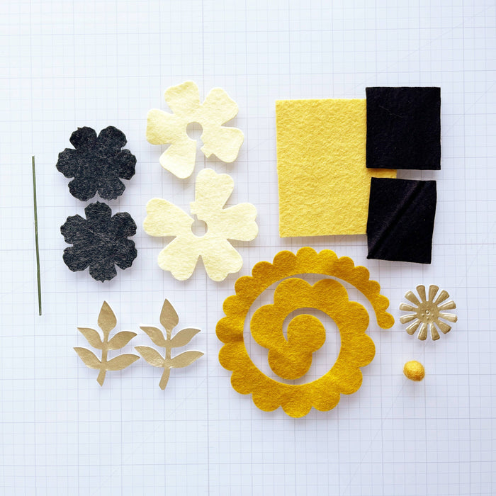 Mini Felt Flower Craft Kit | Black and Gold