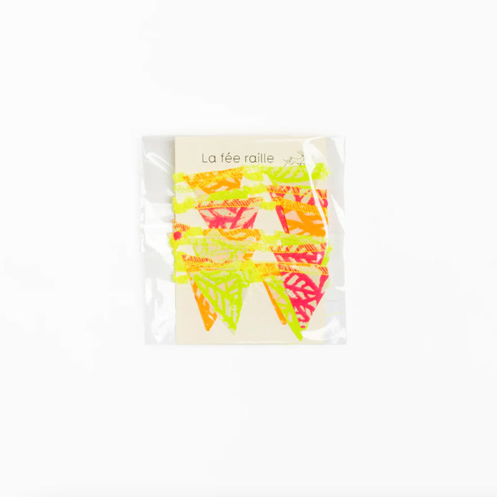 MINI FLUORESCENT GARLAND — by La fée raille