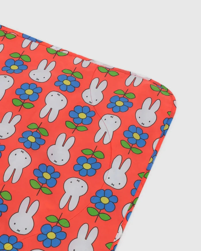 PUFFY PICNIC BLANKET (Flower Miffy) — by Baggu