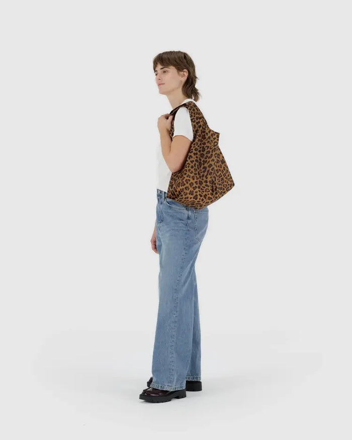 STANDARD "LEOPARD" REUSABLE BAG — by Baggu